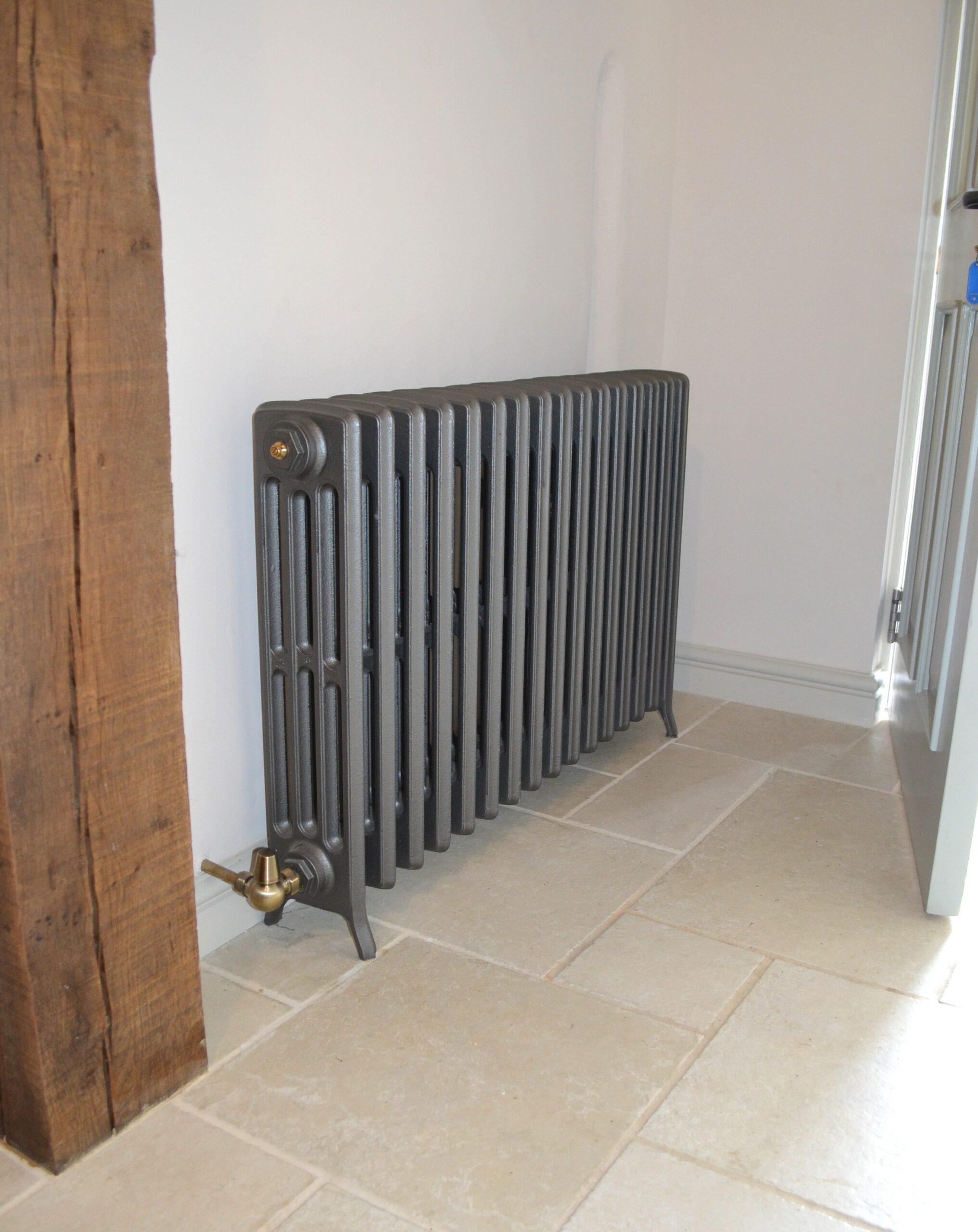 Stelrad’s Cast iron column radiators paired with ground source heat pump at Llanfendigaid, Snowdonia