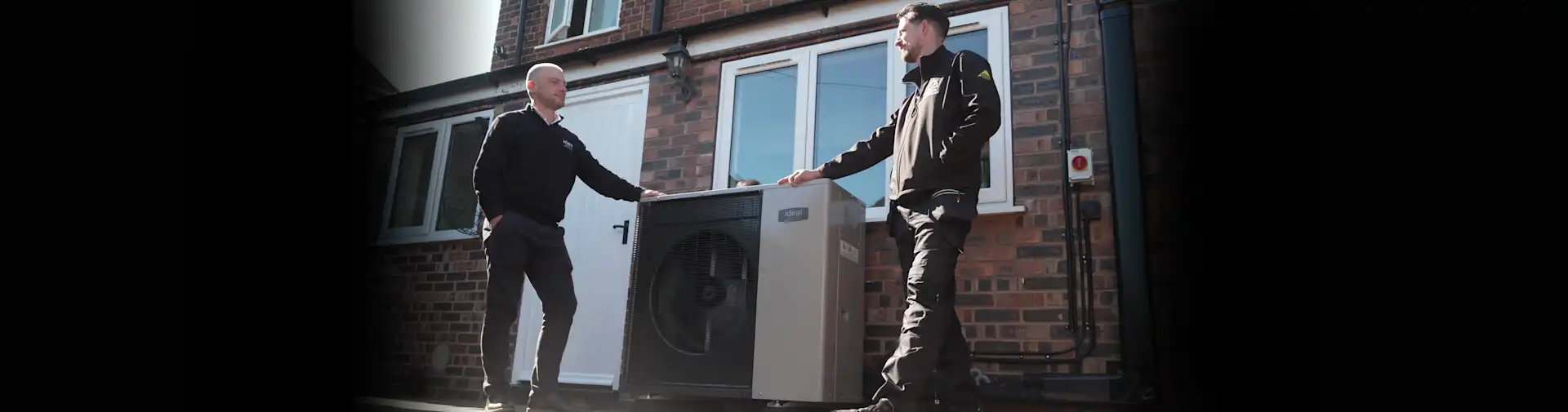 Stelrad’s Green Radiator Series installed alongside Ideal Logic Air heat pump